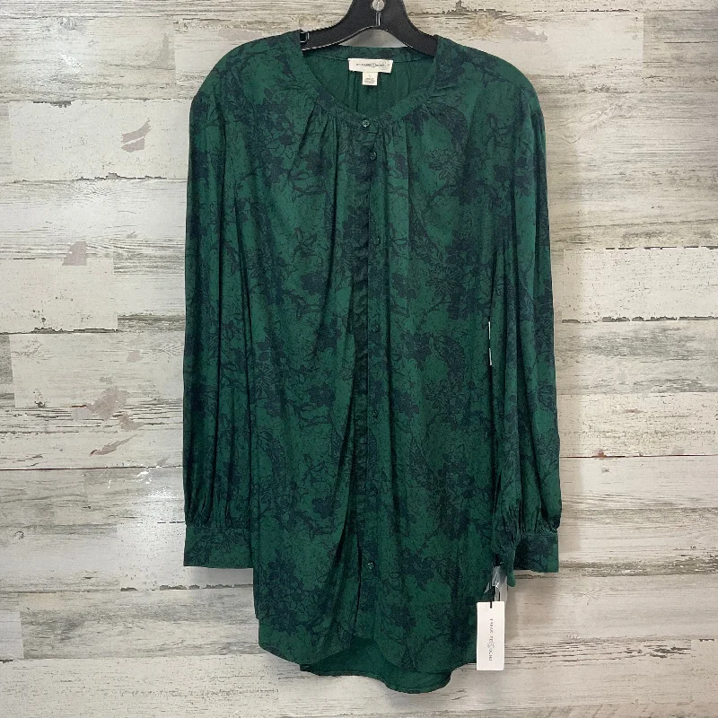 Blouse Long Sleeve By Treasure And Bond In Green, Size: L Soft Satin Blouse