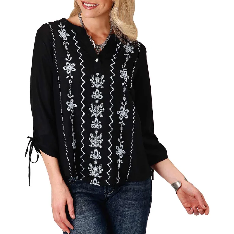 Roper Women's Floral Embroidered Peasant Blouse Floral Print Blouse