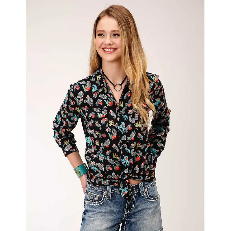 Roper Women's Cowgirl Print Rayon Blouse Slim Fit Blouse