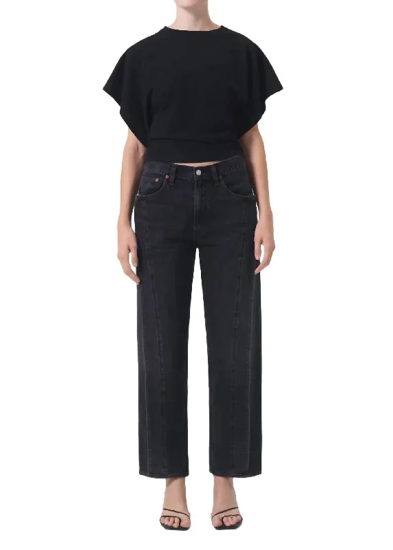 Britt Tee In Black Fashionable Trendy Casual