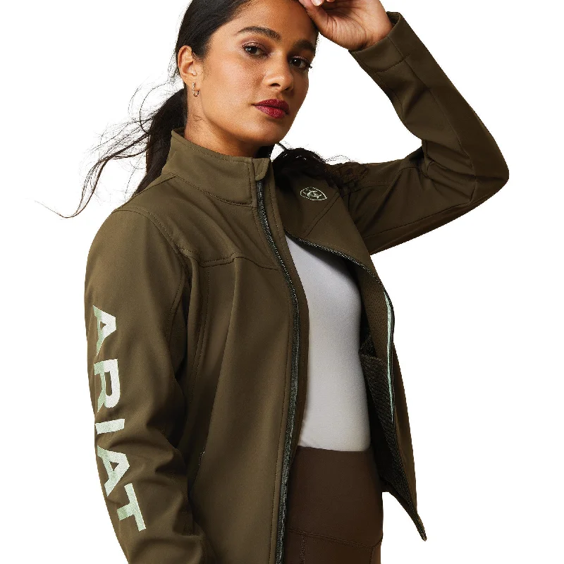 10043526 Ariat Wms New Team Softshell Jacket Relic Insulated Jacket Fitted Jacket Loose Jacket 10043526 Ariat Wms New Team Softshell Jacket Relic Insulated Jacket Fitted Jacket Loose Jacket
