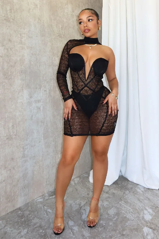 Be Confident Lace Contrast Mini Dress Classic Floral Mini Dress