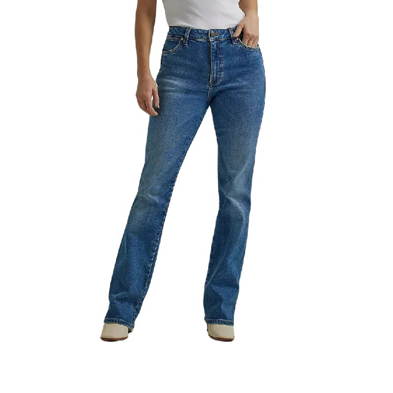 Wrangler Women's Retro Bailey Bootcut Ember Jeans Trendy Wide-Legged High-Waist Jeans Wrangler Women's Retro Bailey Bootcut Ember Jeans Trendy Wide-Legged High-Waist Jeans