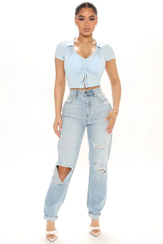 Classic Tapered Ripped Mom Jeans - Light Blue Wash Comfortable Jogger Style Jeans