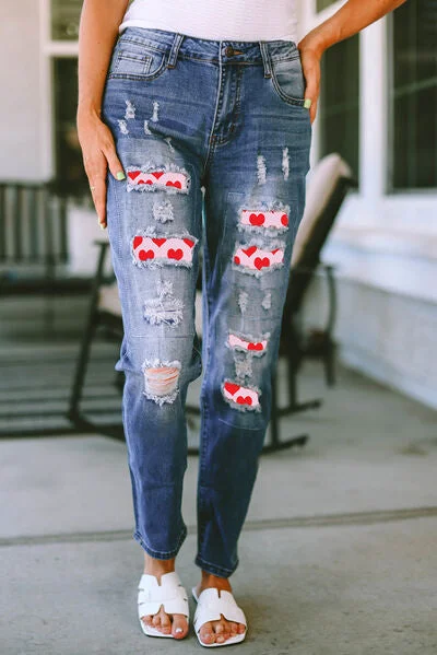 Heart Patched Distressed Raw Hem Ladies Straight Jeans Fashionable Slim Fit Jeans