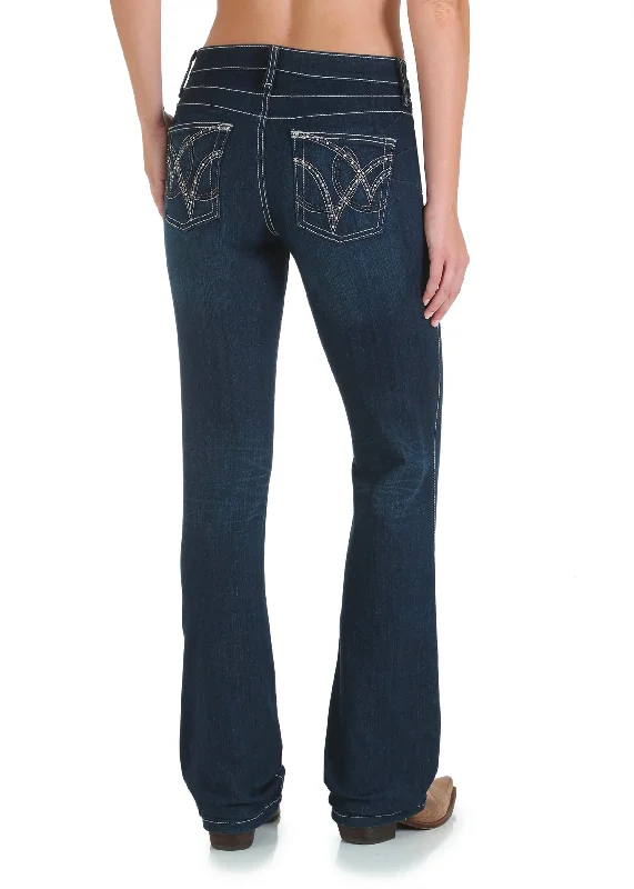 Wrangler Ladies Ultimate Riding Jean - Q Baby Booty - Boot Scootin - XCP2250591 Comfortable Straight-Legged Denim Wrangler Ladies Ultimate Riding Jean - Q Baby Booty - Boot Scootin - XCP2250591 Comfortable Straight-Legged Denim