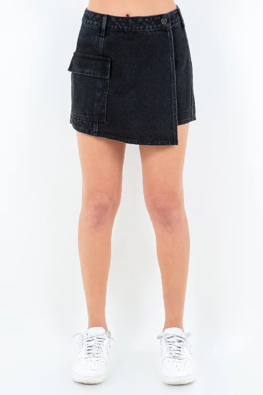 American Bazi Cargo Pocket Mini Skort pleated skirt texture